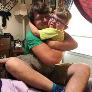 Meet your Posher, Brandon